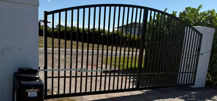 Driveway Fence Repair Deltona